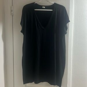 Wilfred t-shirt dress, size small, colour is black, worn a few times
